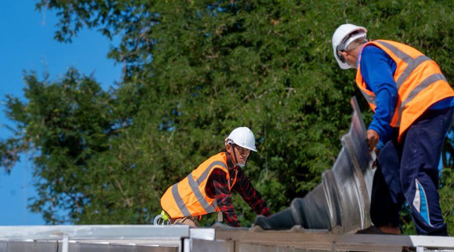 Professional new roof installation services in Campbell Hill, IL